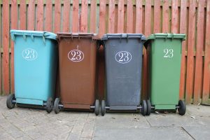 wheelie-bin-2270582_1920