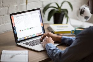 computer-desk-electronics-indoors-374074