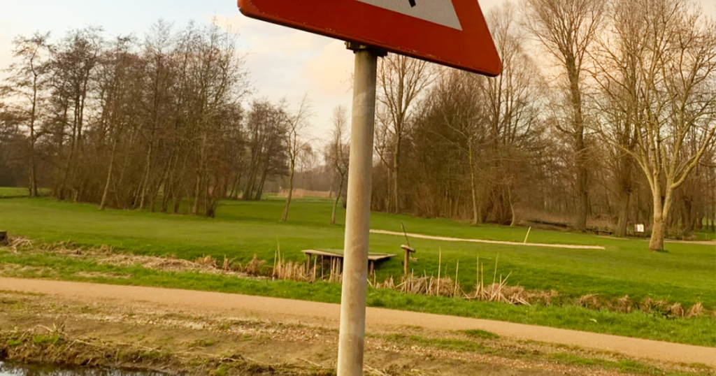 verkeersbord zonder