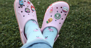 crocs header 2